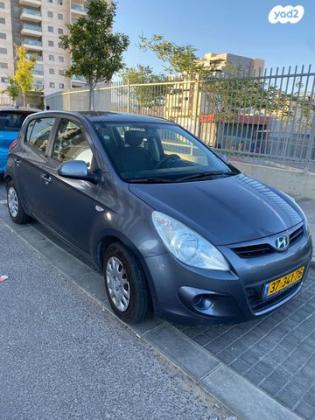 יונדאי i20 Inspire אוט' 1.4 (100 כ"ס) [2009-2015] בנזין 2011 למכירה בבאר שבע