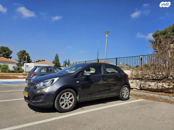 קיה ריו LX הצ'בק אוט' 1.4 (109 כ''ס) בנזין 2014 למכירה ביד מרדכי