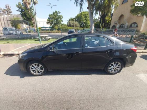 טויוטה קורולה GLI-FL אוט' 1.6 (132 כ''ס) [2013-2016] בנזין 2014 למכירה בפתח תקווה
