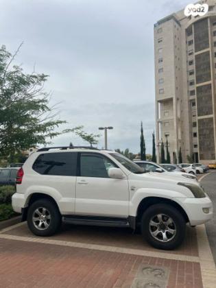 טויוטה לנד קרוזר קצר 4X4 Luxury אוט' דיזל 3.0 (173 כ''ס) דיזל 2008 למכירה בראשון לציון