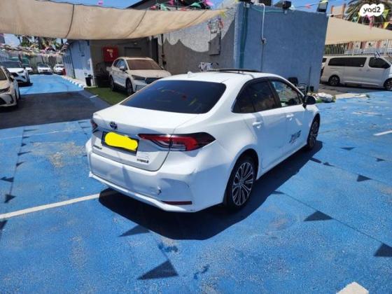 טויוטה קורולה הייבריד Lounge סדאן אוט' 1.8 (98 כ''ס) בנזין 2019 למכירה בראשון לציון