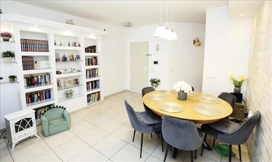 דירה 4 חדרים למכירה בכפר סבא | ויצמן | מרכז