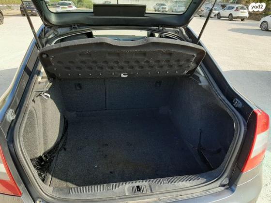 סקודה אוקטביה Ambiente אוט' 1.2 (105 כ''ס) בנזין 2012 למכירה בפרדס חנה כרכור