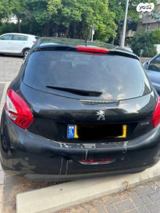 פיג'ו 208 Active ידני 1.2 (82 כ"ס) בנזין 2012 למכירה בהרצליה