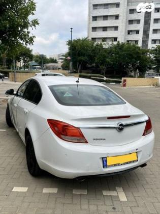אופל אינסיגניה Edition סדאן אוט' 2.0 (220 כ"ס) בנזין 2011 למכירה בחדרה