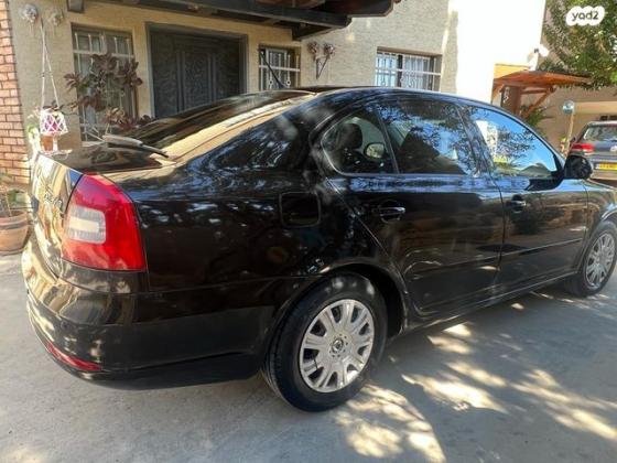 סקודה אוקטביה Ambiente אוט' 1.2 (105 כ''ס) בנזין 2011 למכירה בירכא