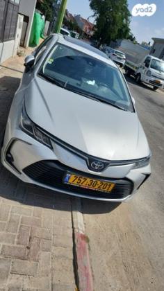 טויוטה קורולה הייבריד Special Edition סדאן אוט' 1.8 (98 כ''ס) בנזין 2019 למכירה בגן יבנה