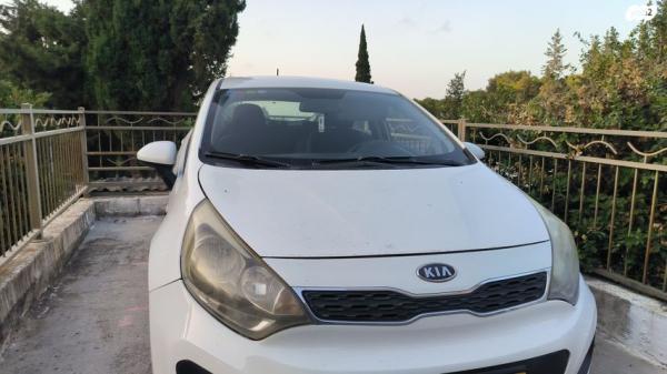 קיה ריו EX הצ'בק אוט' 1.4 (109 כ''ס) בנזין 2012 למכירה בנשר