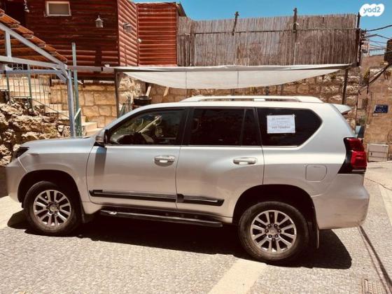 טויוטה לנד קרוזר ארוך 4X4 Limited אוט' דיזל 7 מק' 2.8 (177 כ"ס) דיזל 2018 למכירה בירושלים