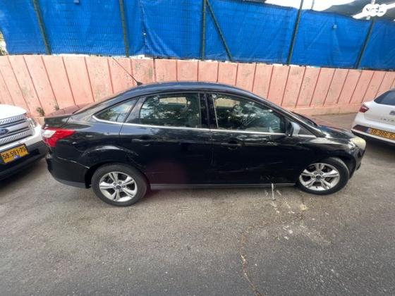 פורד פוקוס Sport סדאן אוט' 1.6 (125 כ"ס) בנזין 2013 למכירה בכפר סבא