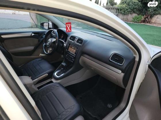 פולקסווגן גולף Trendline אוט' 5 דל' 1.6 (102 כ''ס) בנזין 2009 למכירה בחיפה