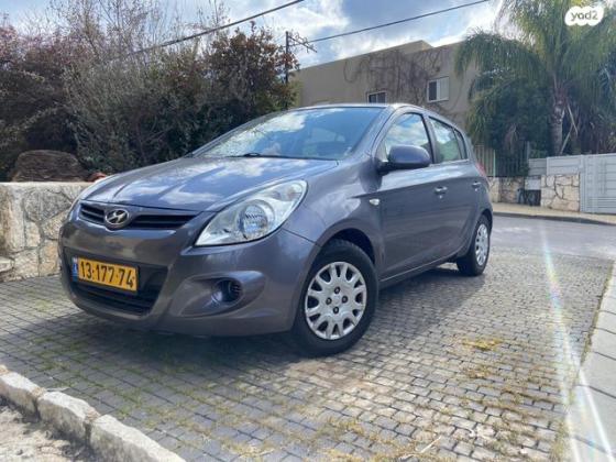 יונדאי i20 GLI אוט' 1.4 (100 כ"ס) בנזין 2010 למכירה בבנימינה גבעת עדה