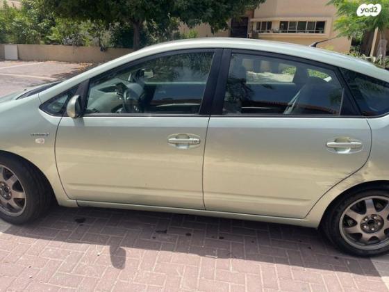 טויוטה פריוס GLI הייבריד אוט' 1.5 (76 כ"ס) בנזין 2008 למכירה בבני ראם