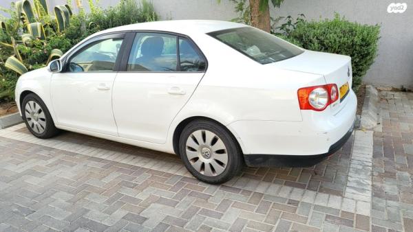 פולקסווגן ג'טה Manager אוט' 1.6 (102 כ''ס) בנזין 2010 למכירה באשדוד