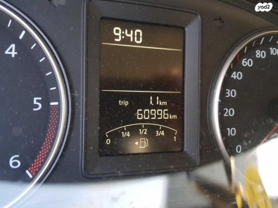 פולקסווגן טרנספורטר מסחרי/נוסעים Kombi קצר אוט' דיזל 2-3 מק' 3 דל' 2.0 (140 כ"ס) דיזל 2015 למכירה במודיעין מכבים רעות