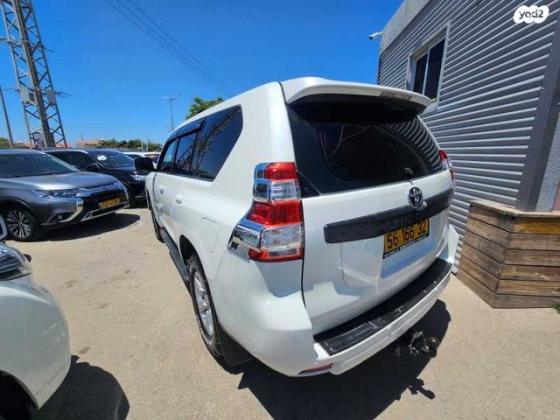 טויוטה לנד קרוזר ארוך 4X4 Luxury Led אוט' דיזל 7 מק' 3.0 (190 כ''ס) דיזל 2015 למכירה בכפר יונה