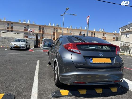 הונדה סיוויק האצ'בק החדשה Comfort אוט' 1.8 (142 כ''ס) בנזין 2012 למכירה בחדרה
