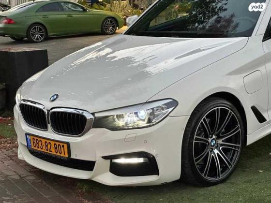 ב.מ.וו סדרה 5 530E IPer M-Sport הייבריד אוט' 2.0 (252 כ"ס) היברידי חשמל / בנזין 2019 למכירה בטמרה