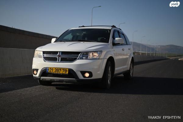 דודג' ג'רני SE אוט' 7 מק' 2.4 (168 כ"ס) בנזין 2011 למכירה בעפולה