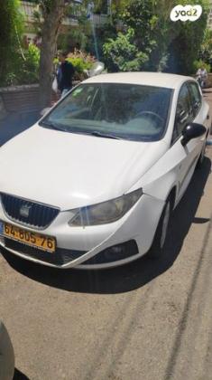 סיאט איביזה Reference ידני 5 דל' 1.4 (85 כ"ס) בנזין 2012 למכירה בגבעתיים