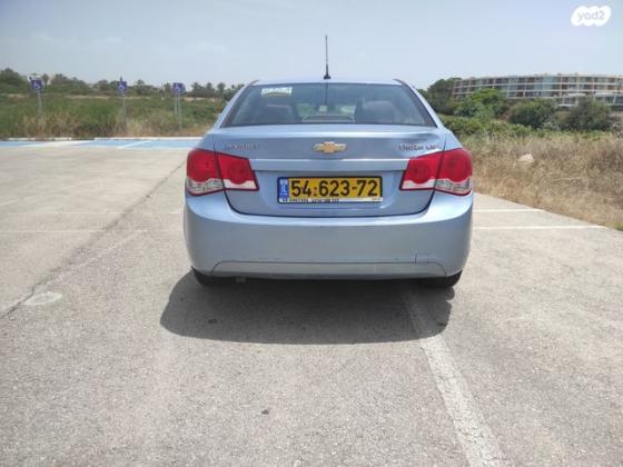 שברולט קרוז LS סדאן אוט' 1.6 (124 כ"ס) בנזין 2011 למכירה באור עקיבא