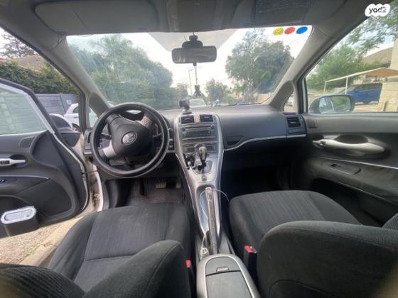 טויוטה אוריס Luxury רובוטית 1.6 (124 כ"ס) בנזין 2008 למכירה ברמת ישי