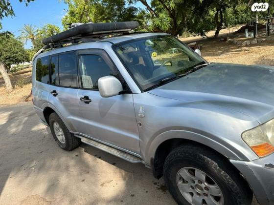 מיצובישי פג'רו ארוך 4X4 Pro אוט' דיזל 7 מק' 3.2 (160 כ''ס) דיזל 2006 למכירה באחיטוב