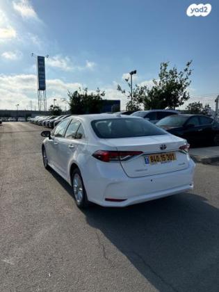 טויוטה קורולה הייבריד Style סדאן אוט' 1.8 (98 כ''ס) בנזין 2020 למכירה בתל אביב יפו