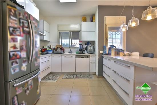 דירה 5 חדרים למכירה בקרית ביאליק | ציפורי | ביאליק הותיקה