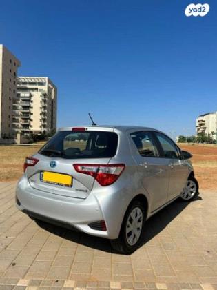 טויוטה יאריס הייבריד Eco אוט' 1.5 (73 כ''ס) בנזין 2018 למכירה בפתח תקווה