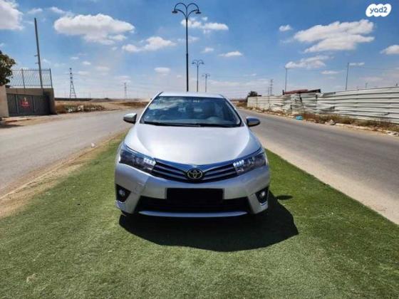 טויוטה קורולה GLI-FL אוט' 1.6 (132 כ''ס) [2013-2016] בנזין 2015 למכירה בבאר שבע