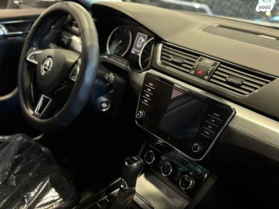 סקודה סופרב (2019 ואילך) Ambition FL אוט' סדאן 1.5 (150 כ''ס) בנזין 2020 למכירה בראשון לציון