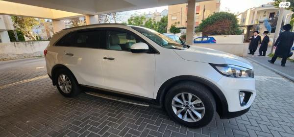 קיה סורנטו EX אוט' 7 מק' 2.4 (188 כ"ס) בנזין 2017 למכירה בנתניה