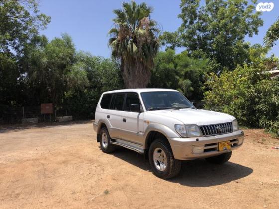 טויוטה לנד קרוזר פרדו ארוך 4X4 STD אוט' דיזל 8 מק' 3.0 (163 כ''ס) דיזל 2002 למכירה בבית יצחק שער חפר