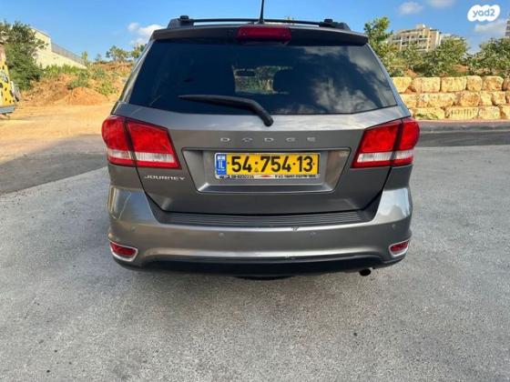 דודג' ג'רני SE אוט' 7 מק' 2.4 (168 כ"ס) בנזין 2012 למכירה ברחובות