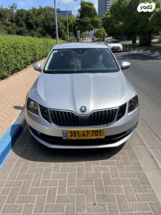 סקודה אוקטביה Ambition אוט' 1.4 (150 כ''ס) בנזין 2018 למכירה ברעננה