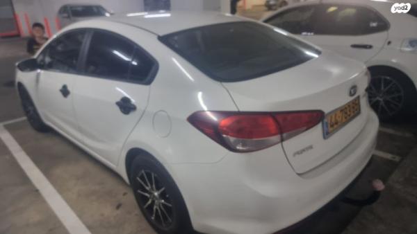 קיה פורטה LX אוט' 1.6 (130 כ''ס) בנזין 2017 למכירה ביבנה