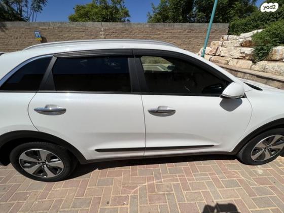 קיה נירו הייבריד EX הייבריד אוט' 1.6 (141 כ"ס) בנזין 2018 למכירה בראשון לציון