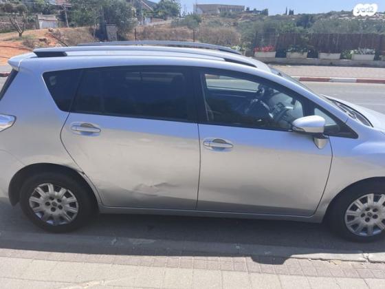 טויוטה ורסו GLI אוט' 1.8 (147 כ"ס) בנזין 2015 למכירה בכפר סבא