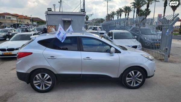 יונדאי iX35 Supreme אוט' 2.0 (154 כ''ס) בנזין 2015 למכירה בעפולה