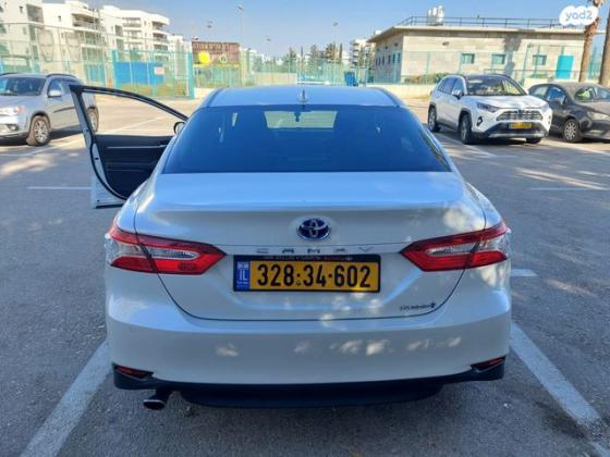 טויוטה קאמרי LE הייבריד אוט' 2.5 (178 כ''ס) בנזין 2020 למכירה בירושלים