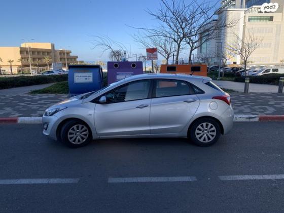 יונדאי i30 Inspire ידני 1.4 (100 כ''ס) [2015-2017] בנזין 2016 למכירה בנתניה