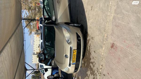 רנו פלואנס AU אוט' 1.6 (110 כ''ס) בנזין 2010 למכירה בערד