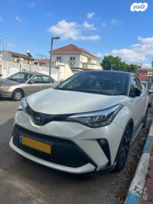 טויוטה C-HR Style-P אוט' 1.8 (122 כ''ס) בנזין 2021 למכירה בחולון