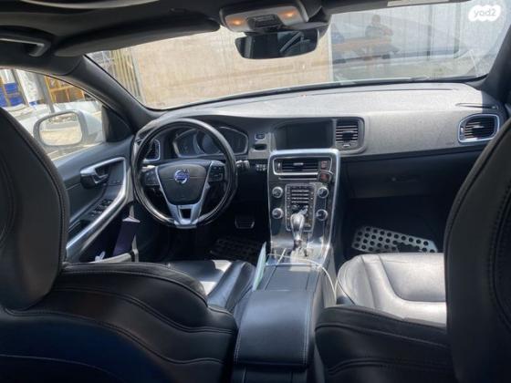 וולוו S60 T5 R-Design Plus אוט' 2.0 (245 כ"ס) בנזין 2015 למכירה בבאר יעקב