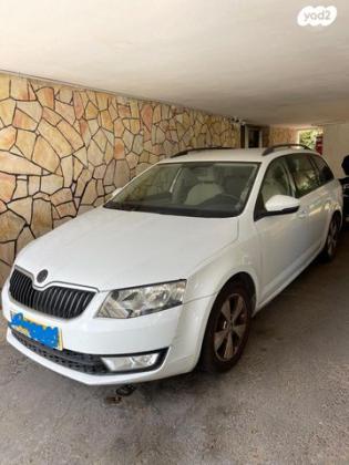 סקודה אוקטביה ספייס Elegance אוט' 1.4 (140 כ''ס) בנזין 2015 למכירה ברמת גן