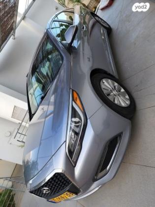 יונדאי סונטה הייבריד Premium הייבריד אוט' 2.0 (154 כ"ס) בנזין 2016 למכירה בפתח תקווה