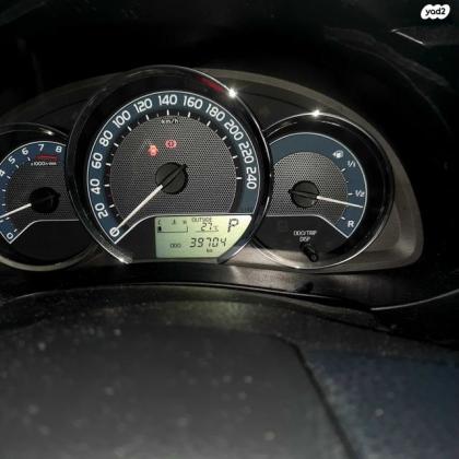 טויוטה קורולה GLI-FL אוט' 1.6 (132 כ''ס) [2013-2016] בנזין 2016 למכירה במעלות תרשיחא