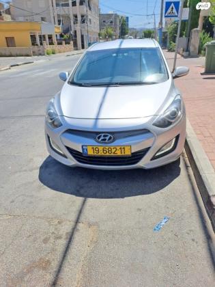 יונדאי i30 Inspire סטיישן אוט' 1.6 (135 כ"ס) בנזין 2013 למכירה בעכו