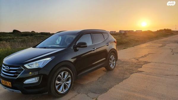 יונדאי סנטה פה 4X4 Elite אוט' בנזין 7 מק' 2.4 (192 כ''ס) בנזין 2015 למכירה בבאקה אל ע'רביה